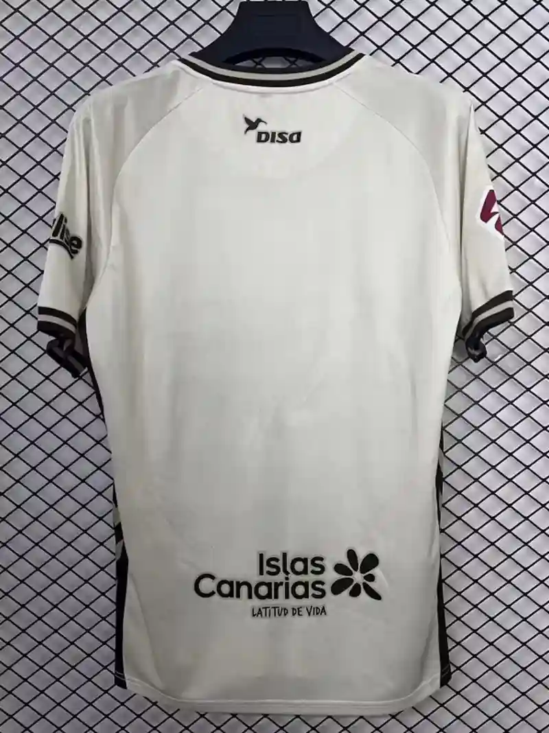 LAS PALMAS 25-26 TERCERA EQUIPACIÓN