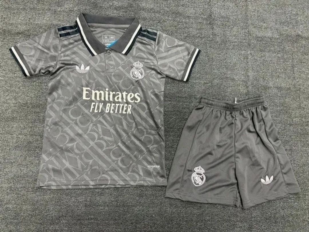 REAL MADRID NIÑOS TERCERA EQUIPACIÓN