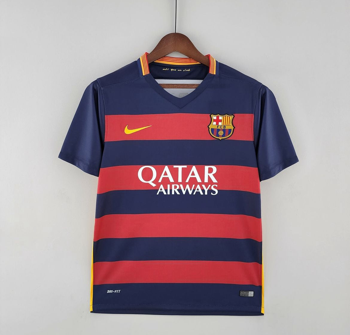 FC BARCELONA 2015 - 2016 RETRO