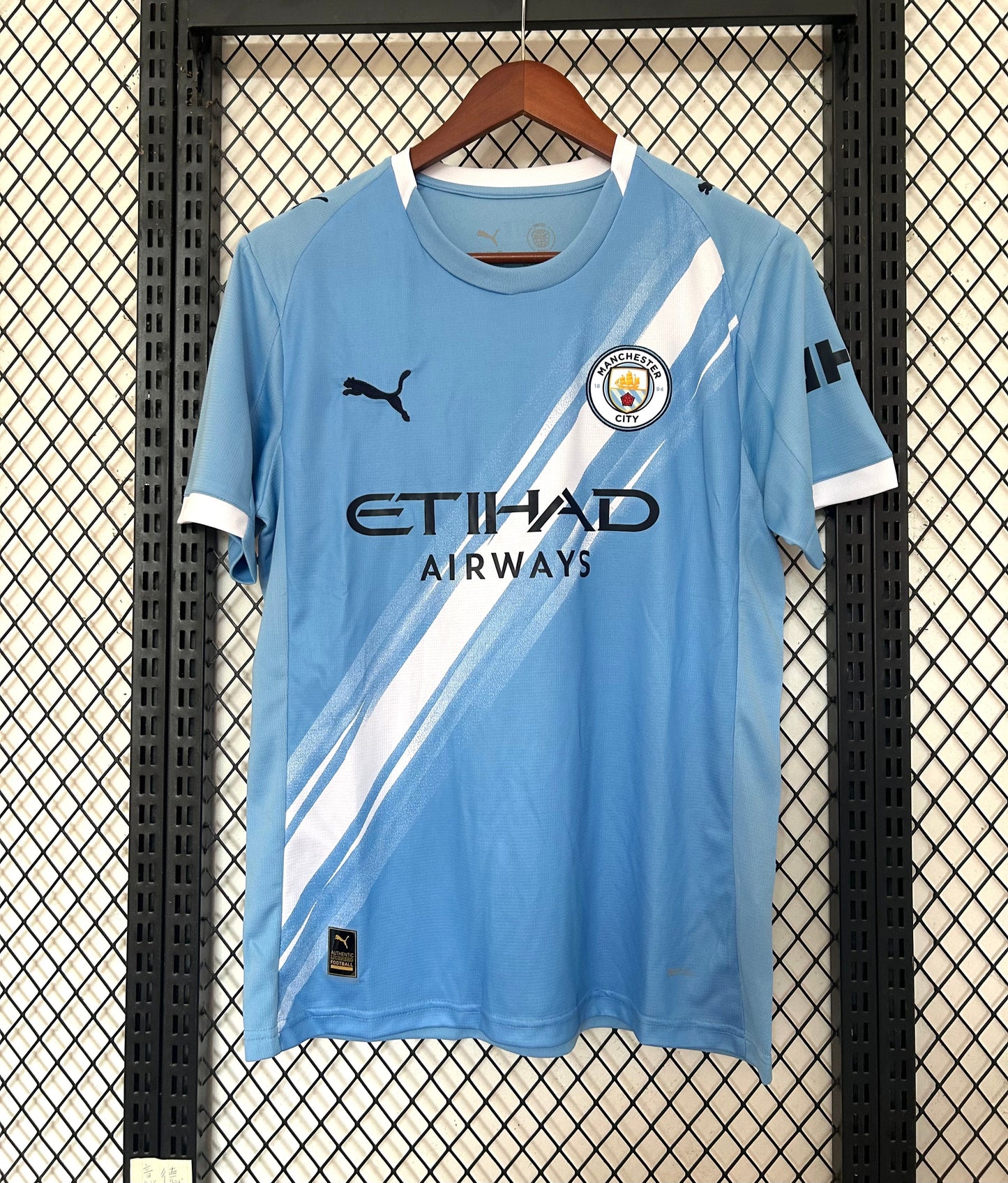 MANCHESTER CITY 25-26 PRIMERA EQUIPACIÓN