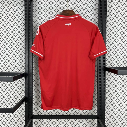 NOTTINGHAM FOREST 25-26 PRIMERA EQUIPACIÓN